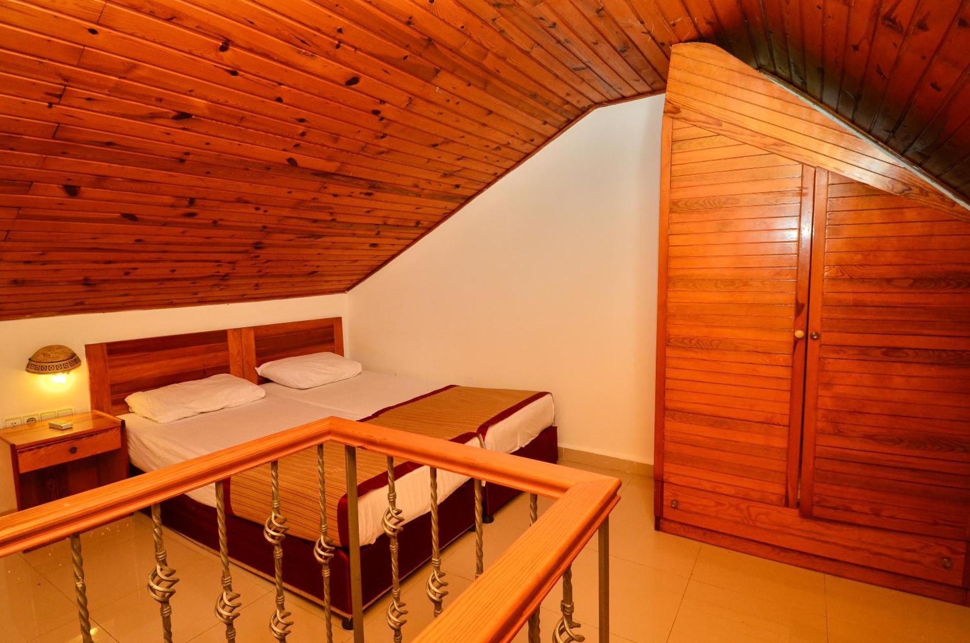 Tropic Beach Club Side Hotel Bagian luar foto