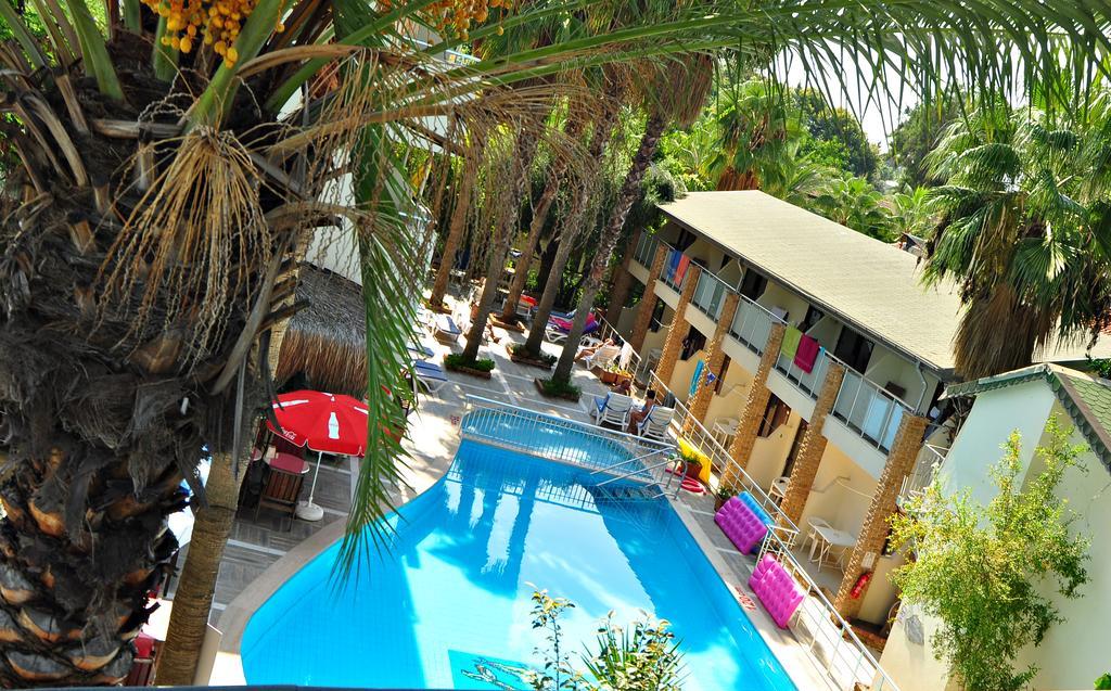 Tropic Beach Club Side Hotel Bagian luar foto